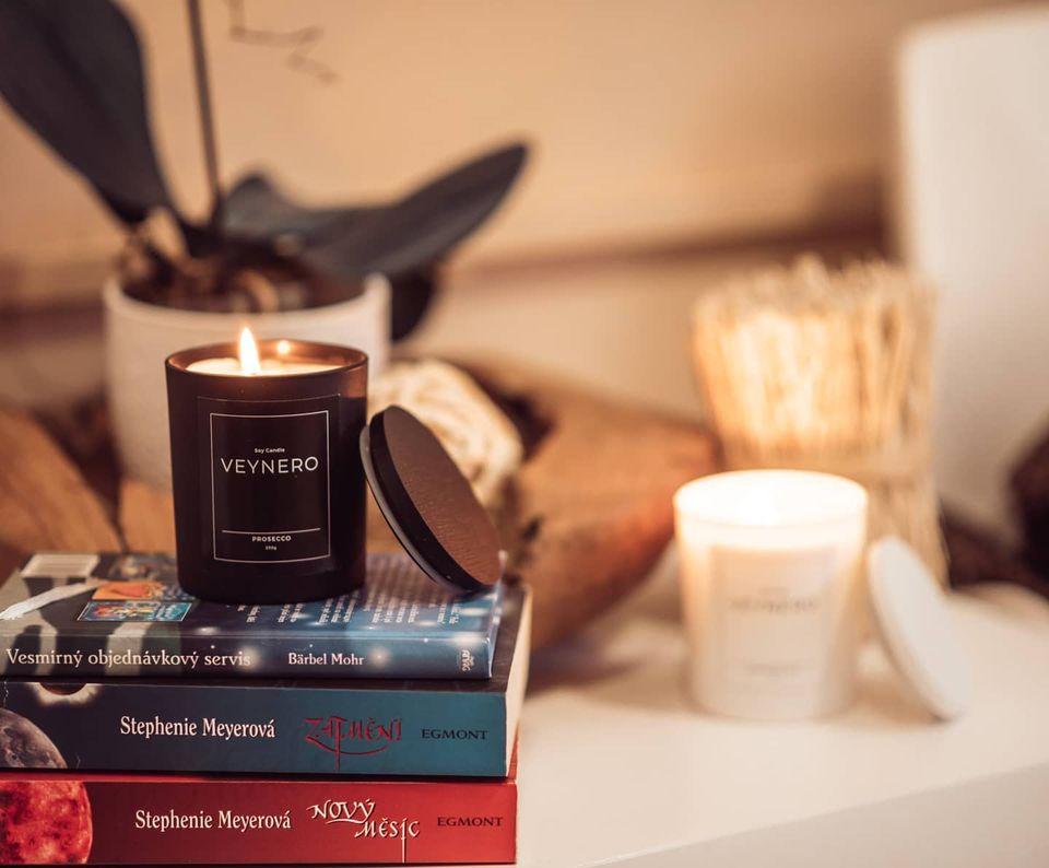 Svíčka Veynero Lux s vůní - LEVANDULE 230g