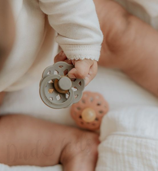 BIBS Boheme dudlíky z přírodního kaučuku 2ks - 6-18m ivory-sage