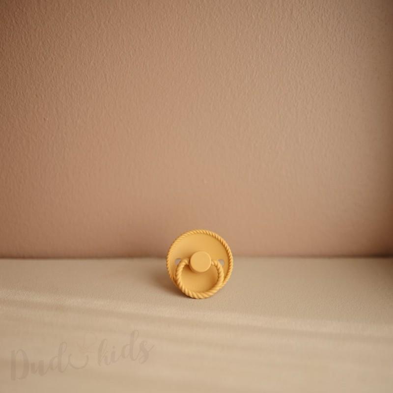 Kaučukový dudlík FRIGG ROPE HONEY GOLD, 6-18M (1ks)