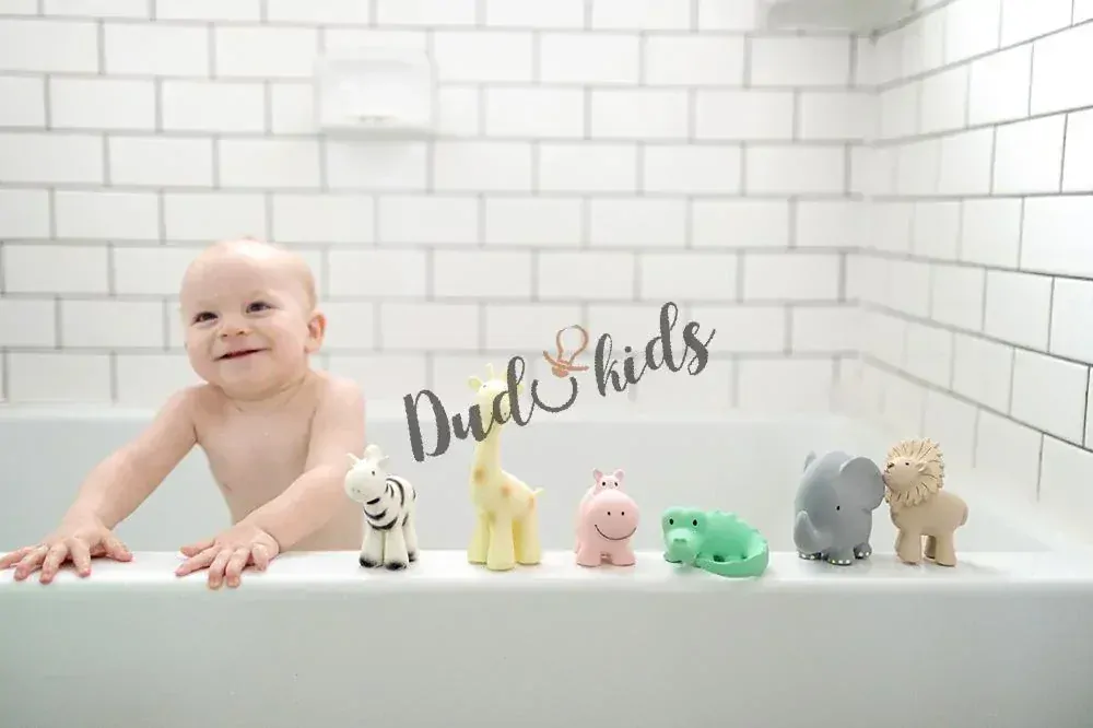 TIKIRI Safari -kousátko z přírodního kaučuku zebra