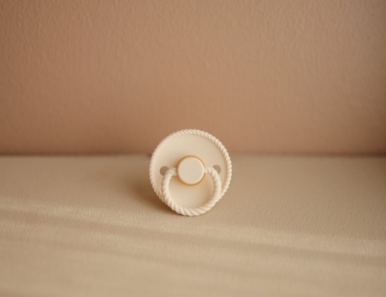 Kaučukový dudlík FRIGG ROPE CREAM 0-6M(1ks)