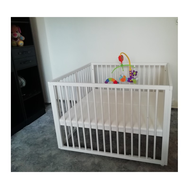 Dřevěná ohradka s výškovým stavěním bílá - PŮJČOVNA