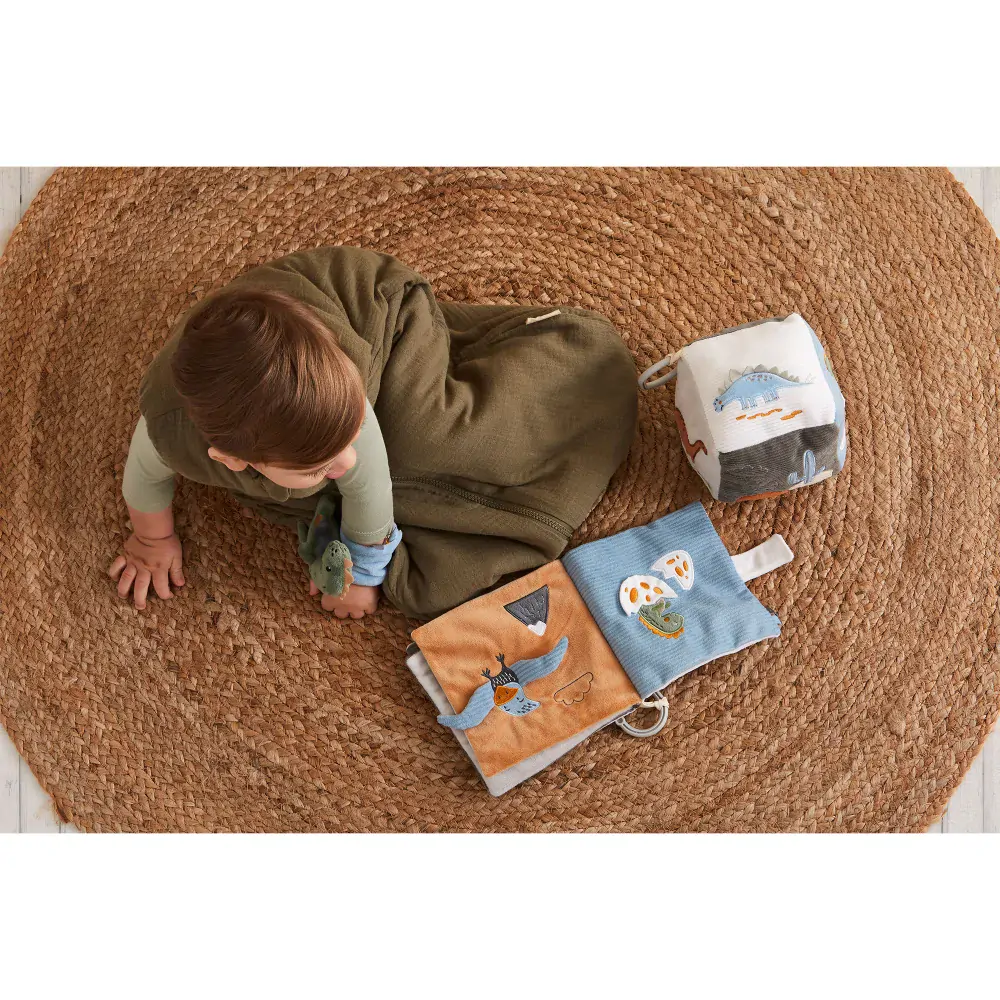 MĚKKÁ TEXTILNÍ SMYSLOVÁ KNIŽKA BIMBI TREX