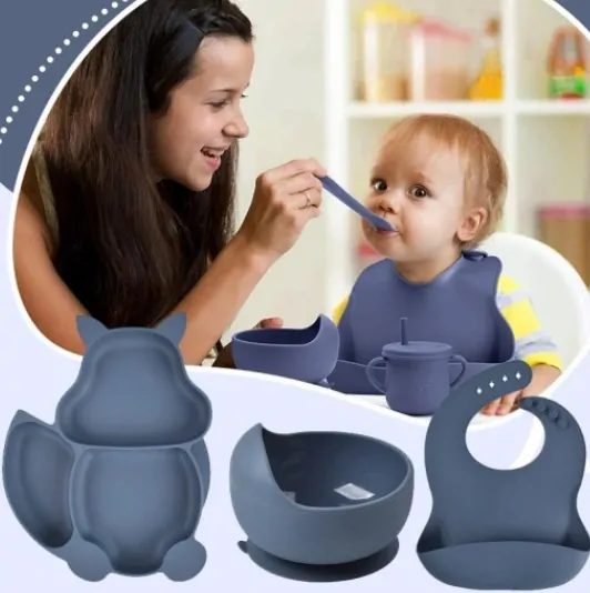 Jídelní silikonová sada 9-dílná pro děti VEVERKA tmavě modrá