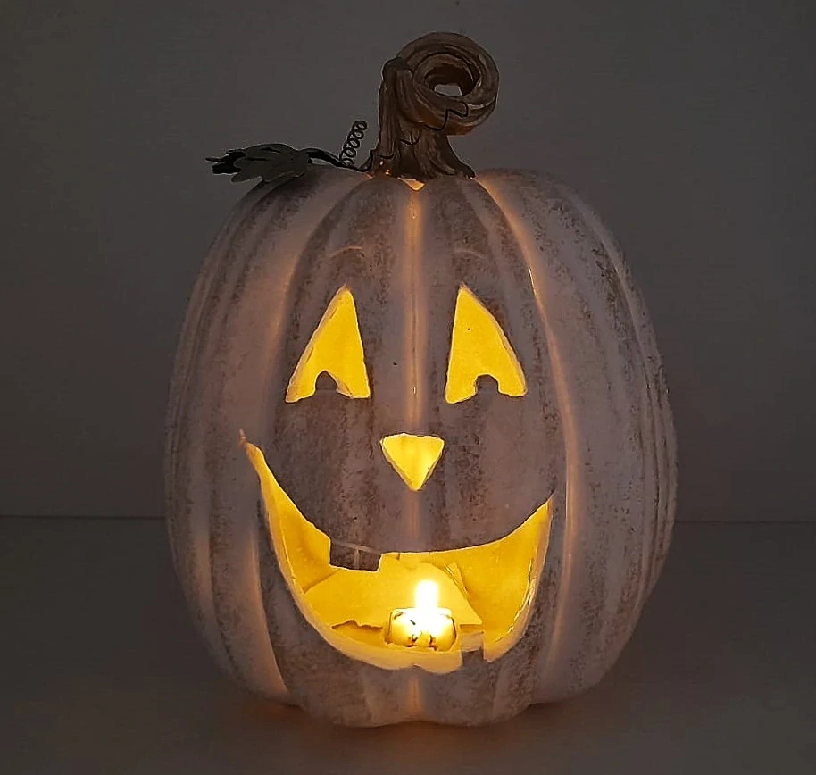 Dýně bílá zlatá stopka LED svítící  24cm