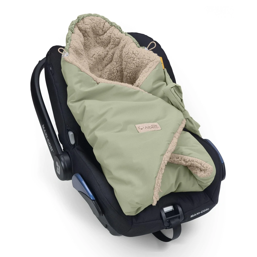 Zimní zavinovací deka/ zavinovačka Albero s beránkem do autosedačky zelená