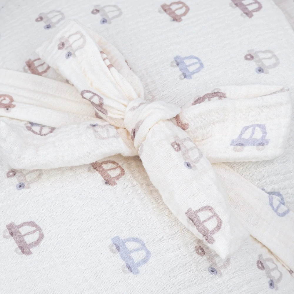 Novorozenecká mušelínová zavinovačka Auta