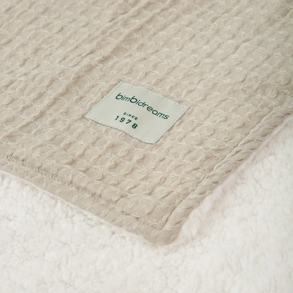 Dětská dvouvrstvá deka BimBi Waffle s beránkem 80x110cm šalvějová