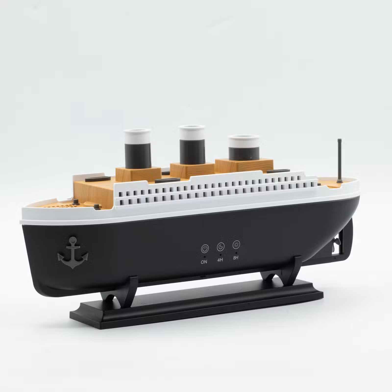 Aroma Difuzér – Model Titanic s efektem obláčků a dálkovým ovládáním