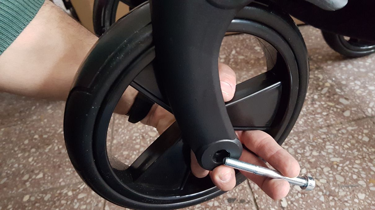 ND_přední nízkoprofilové kolečko 48x188 - gelové černé