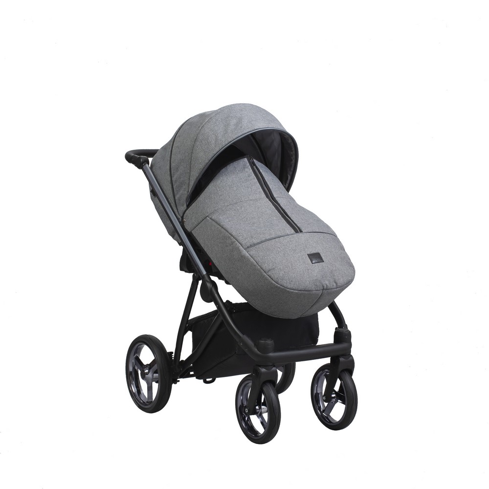  Kombinovaný kočárek ROCCO 02