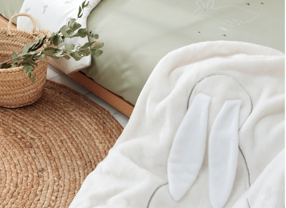 Dětská deka BimBi se zajíčkem (zeleny lem) 110x140cm