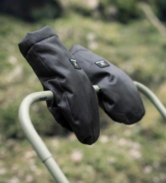 Rukavice na kočárek Elodie Details - Black Edition