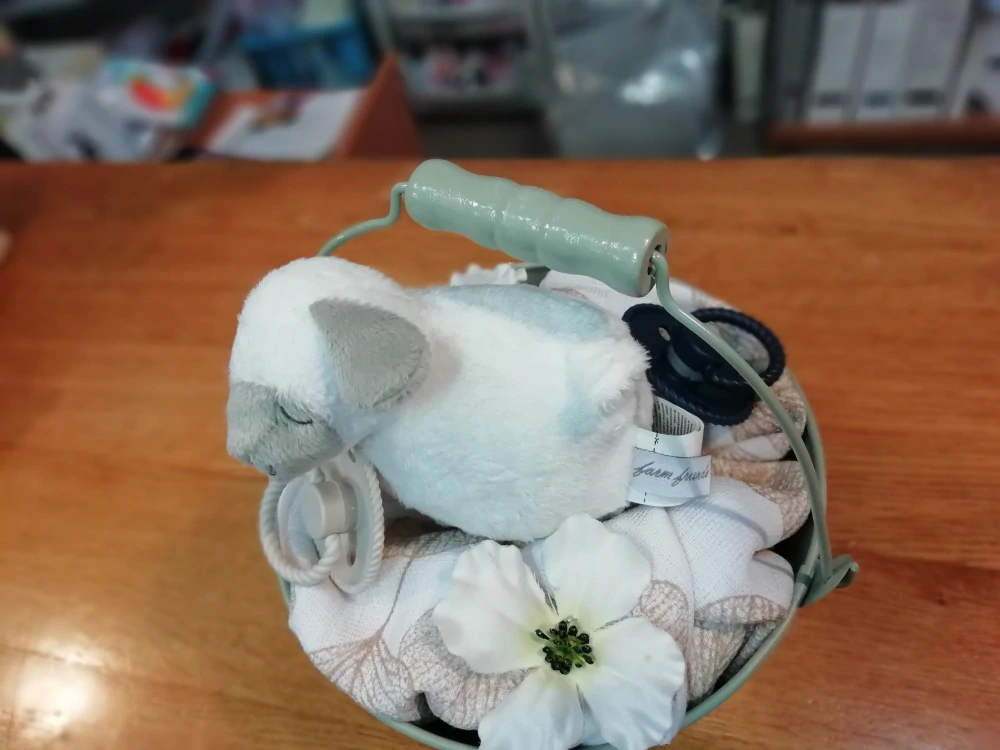 Dárkový plechový kbelík šalvějový Ovečka