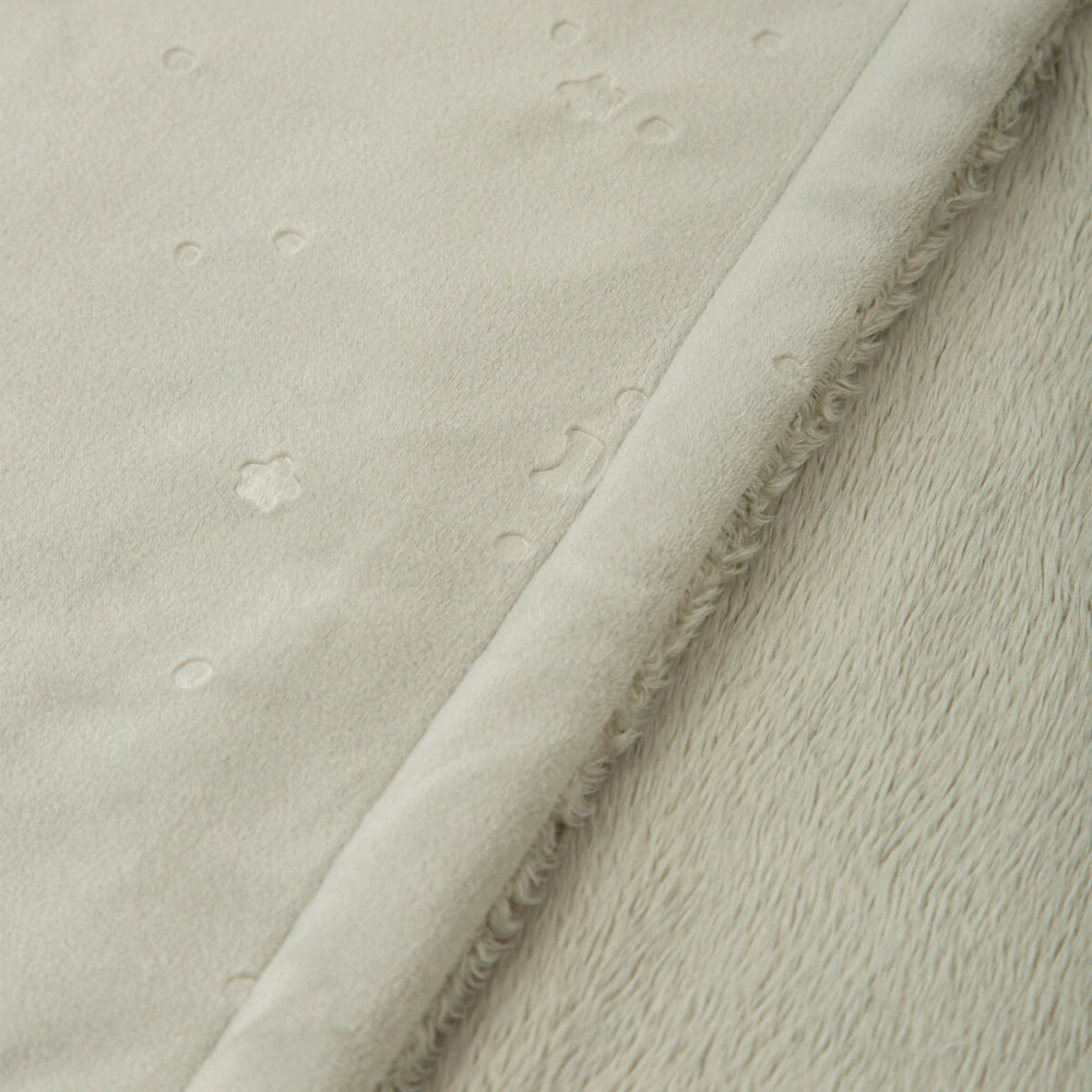 Luxusní dětská deka s vytlačovaným vzorem BimBi 80x110 cm šedá