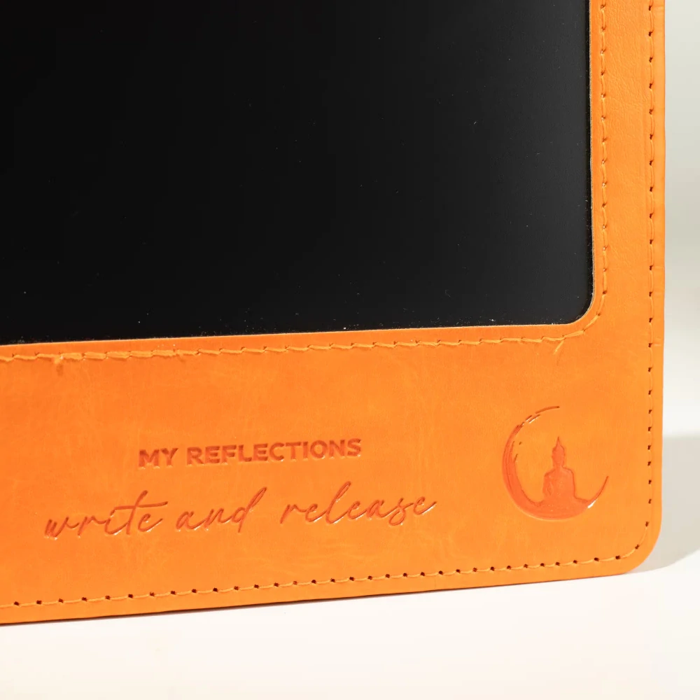 Zápisník s LCD mazací obrazovkou kožený - Oranžový
