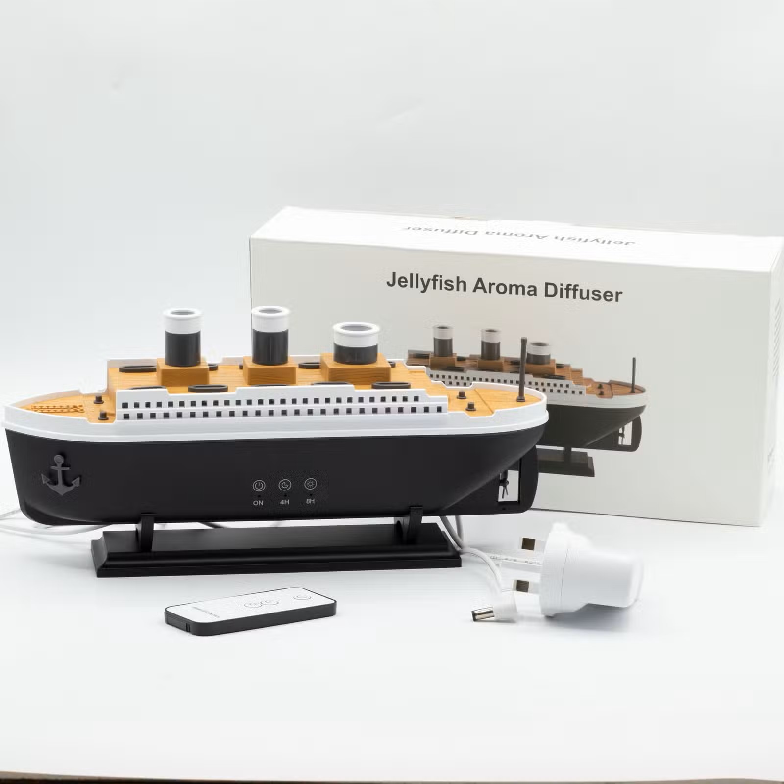 Aroma Difuzér – Model Titanic s efektem obláčků a dálkovým ovládáním