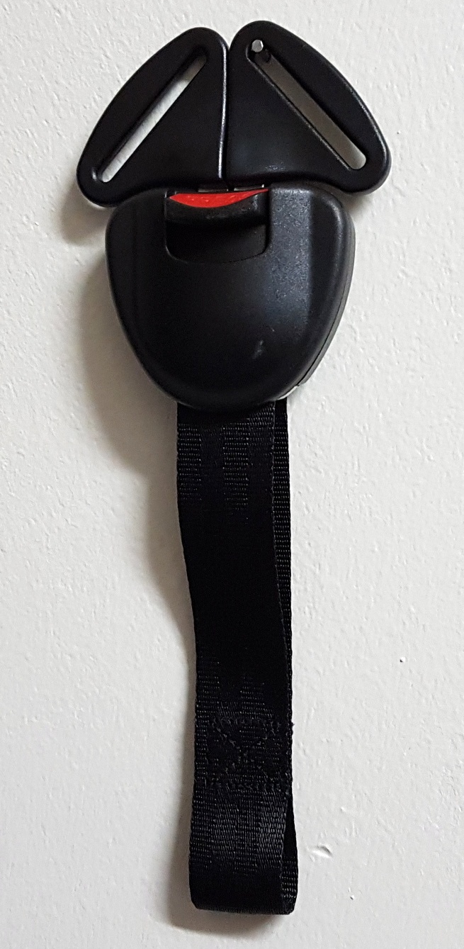 ND_přeska na autosedačku pásy karabina centrální