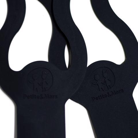 Úchyty Hang k zavěšení tašky na kočár 2ks Petite&Mars sil.