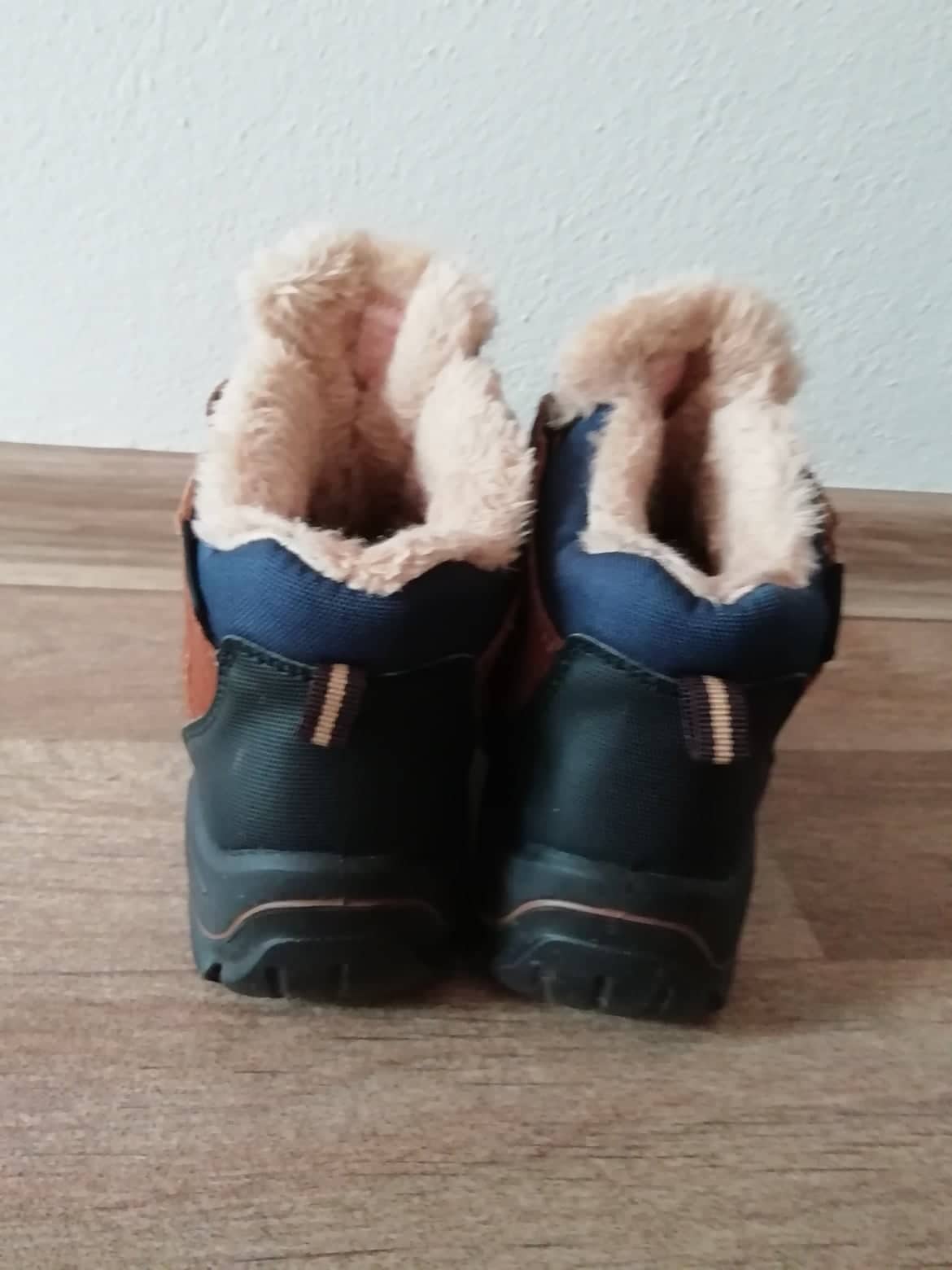 Trekové zimní boty s kožíškem Sprandi vel.33 - NOVÉ !