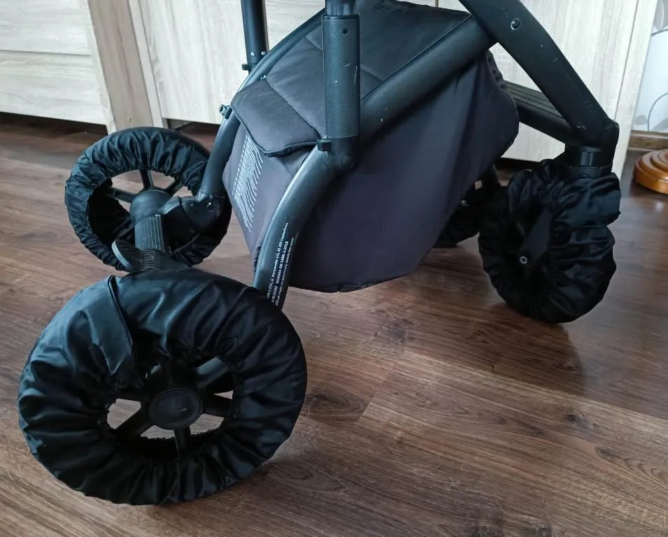 SADA 4KS UNIVERZALNÍCH CHRANIČŮ KOL KOČÁRKU