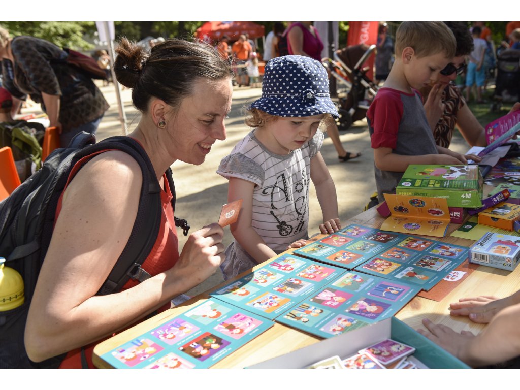 Naučná společenská hra Nešťourej se v nose - nová generace
