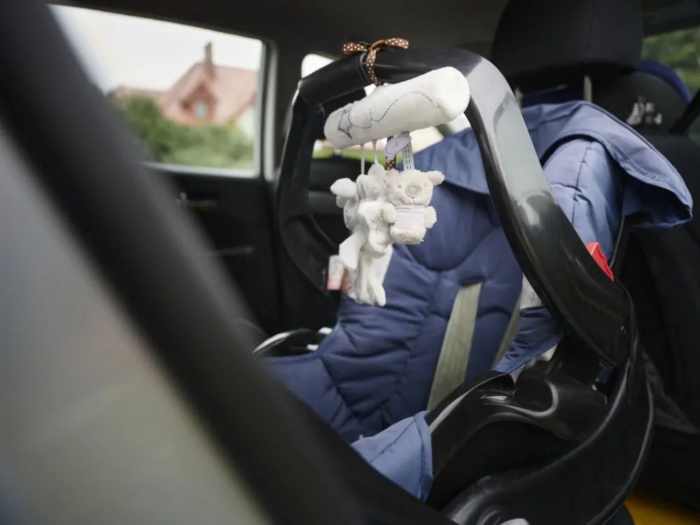 Závěsná hračka s melodií Zvířátka