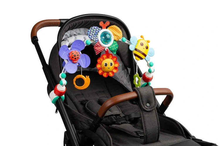 Hrazdička s chrastítky Louka