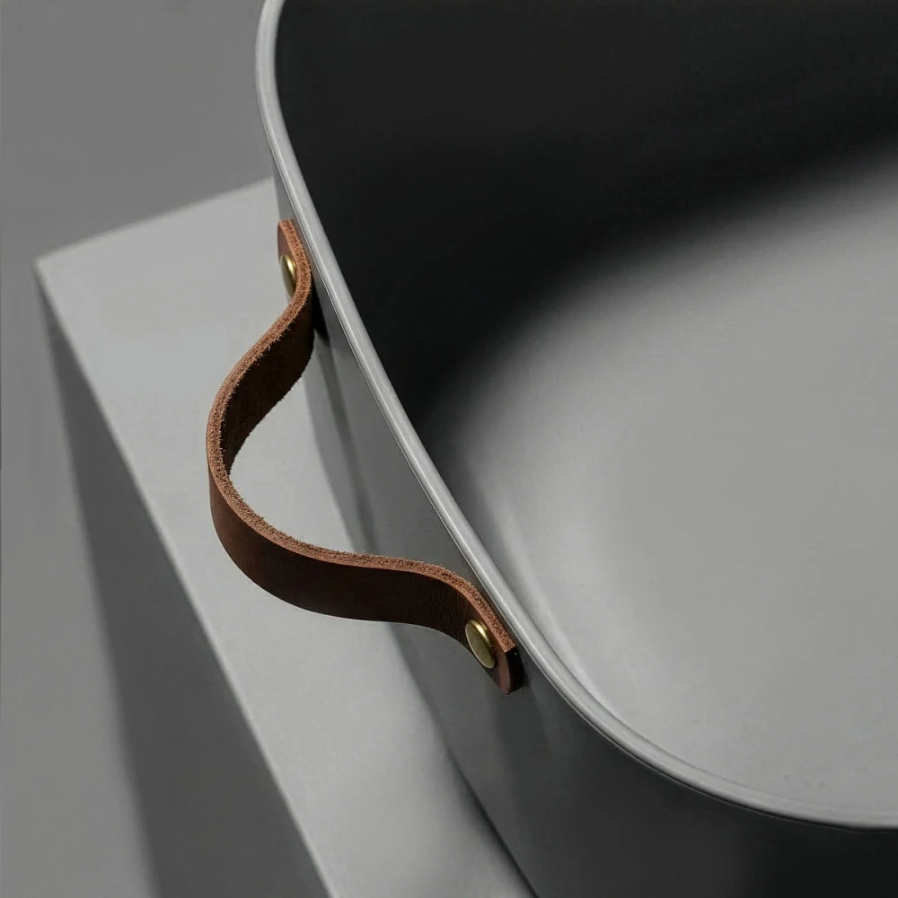 Carinio ROH otevřená toaleta pro kočky s koženou rukojetí a lopatkou - šedá