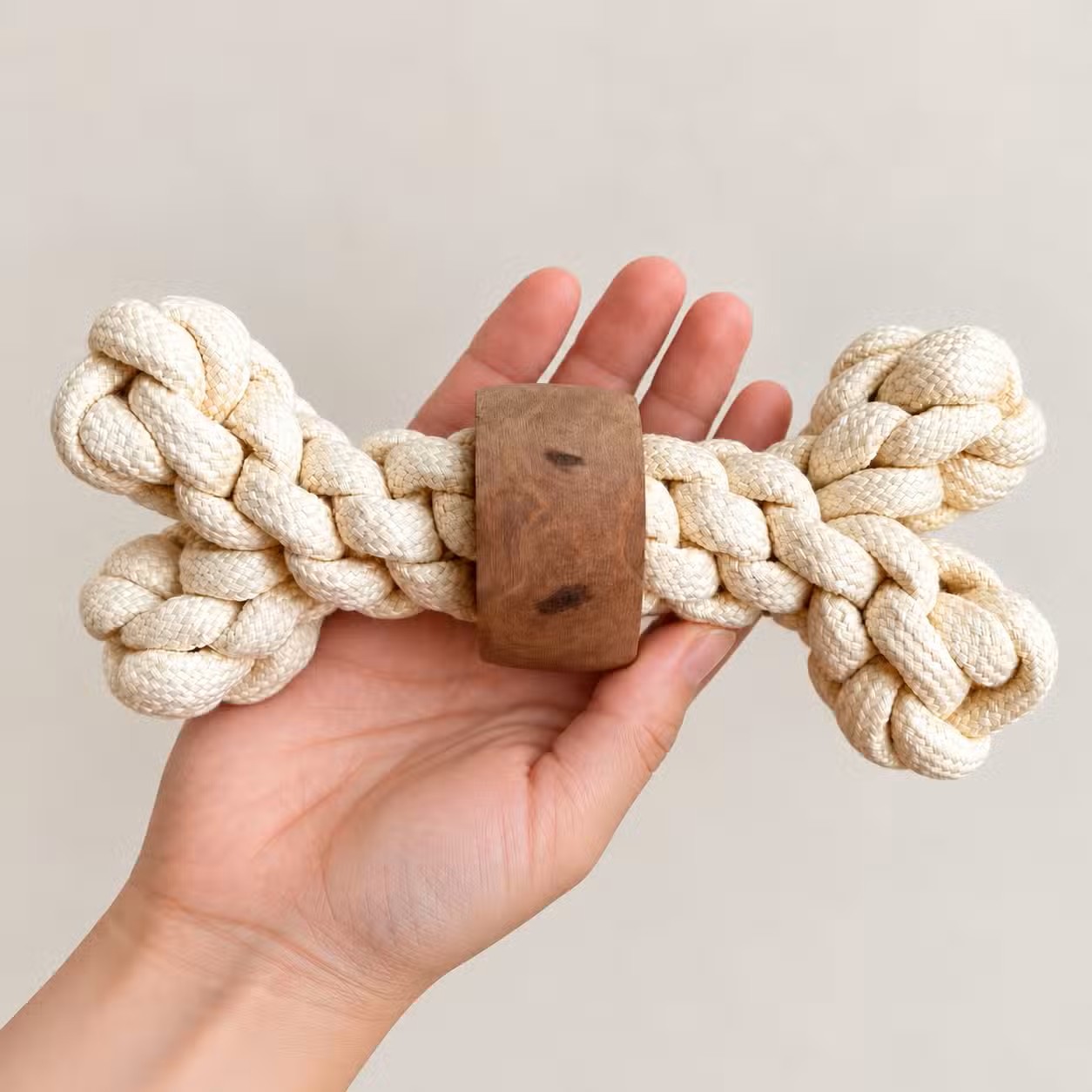PAW Kávové dřevo s provazem Power Knot Bone