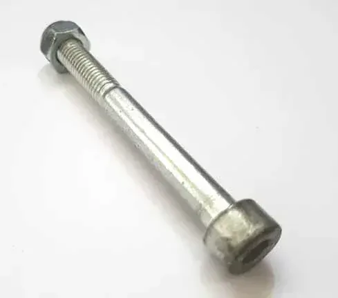 ND_středový čep kola včetně berma matky pro závěs kola M8 matka