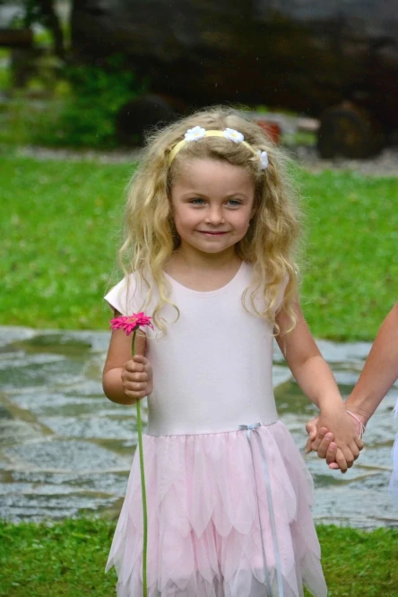 Dívčí šaty "Rusalka" zn. Barnaba bílé