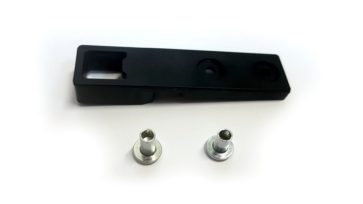 ND_řehtačka do rohatky s vnitřním ozubením - černá rohatka