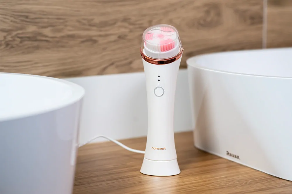 Čisticí kartáček na pleť Concept PO2000 PERFECT SKIN