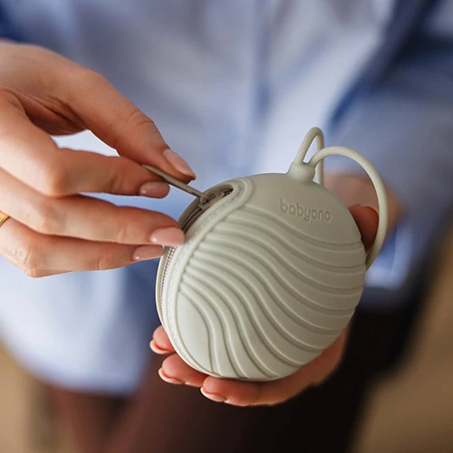 Pouzdro na dudlík silikonový béžový