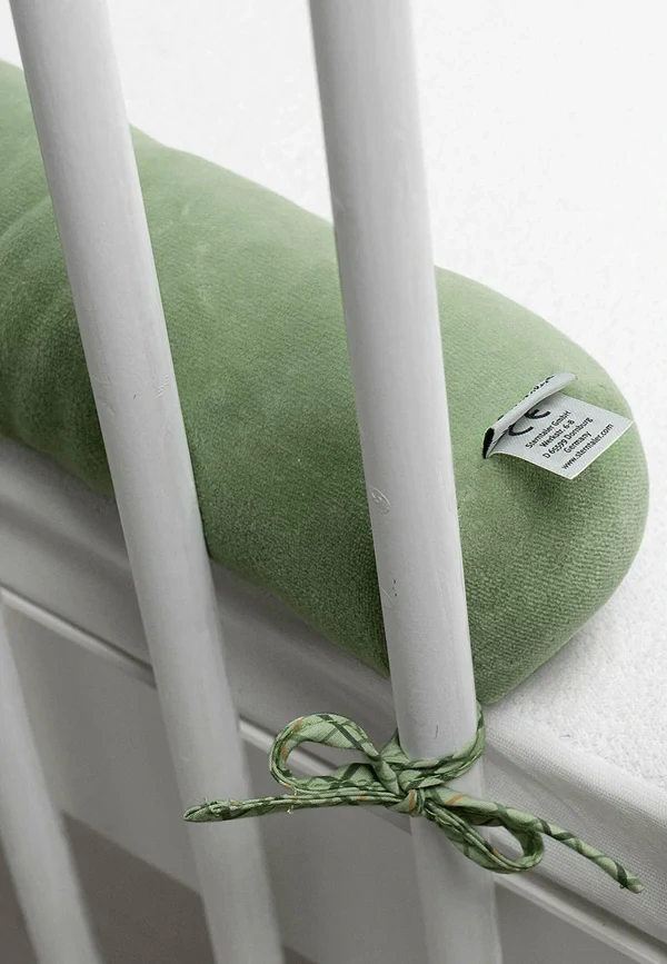 Ochranná Zábrana do Postýlky OSLÍK Emmilius (180 cm) – Mantinel Zelený