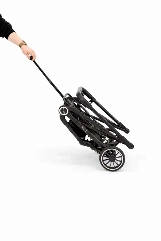 Luxusní kočárek pro psy a kočky MUXI 2v1  skládací a multifunkční černý