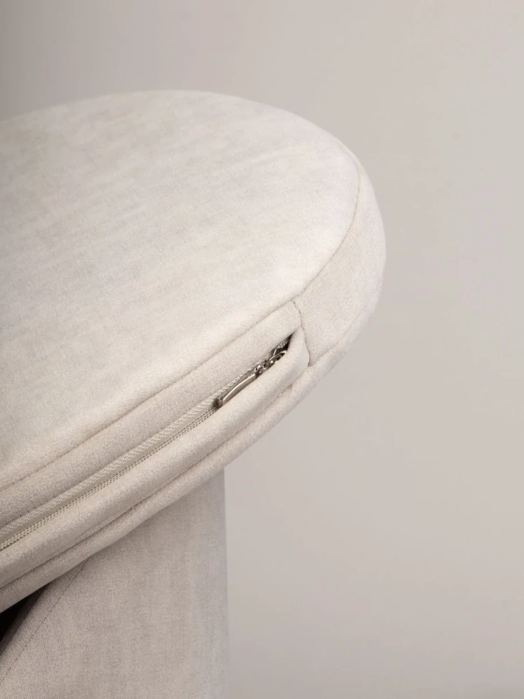 Luxusní sofa pelíšek CARINIO OVAL IVORY