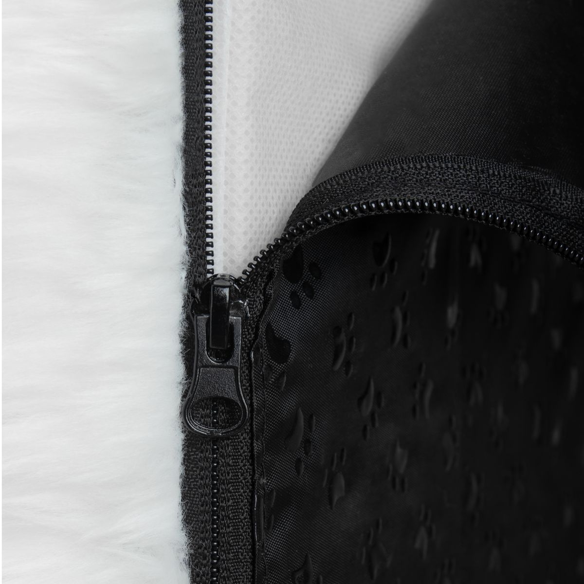 Pelíšek pro psy CARINIO YETI cream L