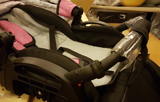 ND_madlo před dítě do kočárku rovné násuvné  madlo FX