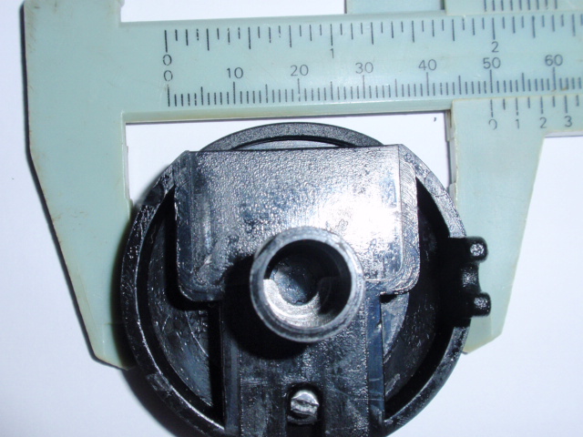 ND_jistící zámek kolečka TAKO - vložkový jistící koncovka