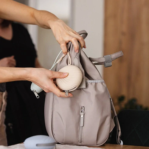 Pouzdro na dudlík silikonový béžový