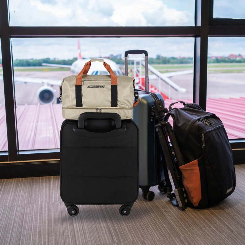 Sportovní a cestovní taška s popruhem - béžová