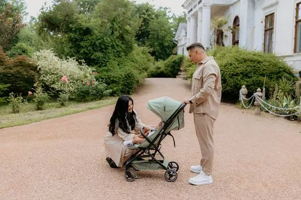 Sportovní kočárek s automatickým skládáním Coccolle Sierra Taupe browen