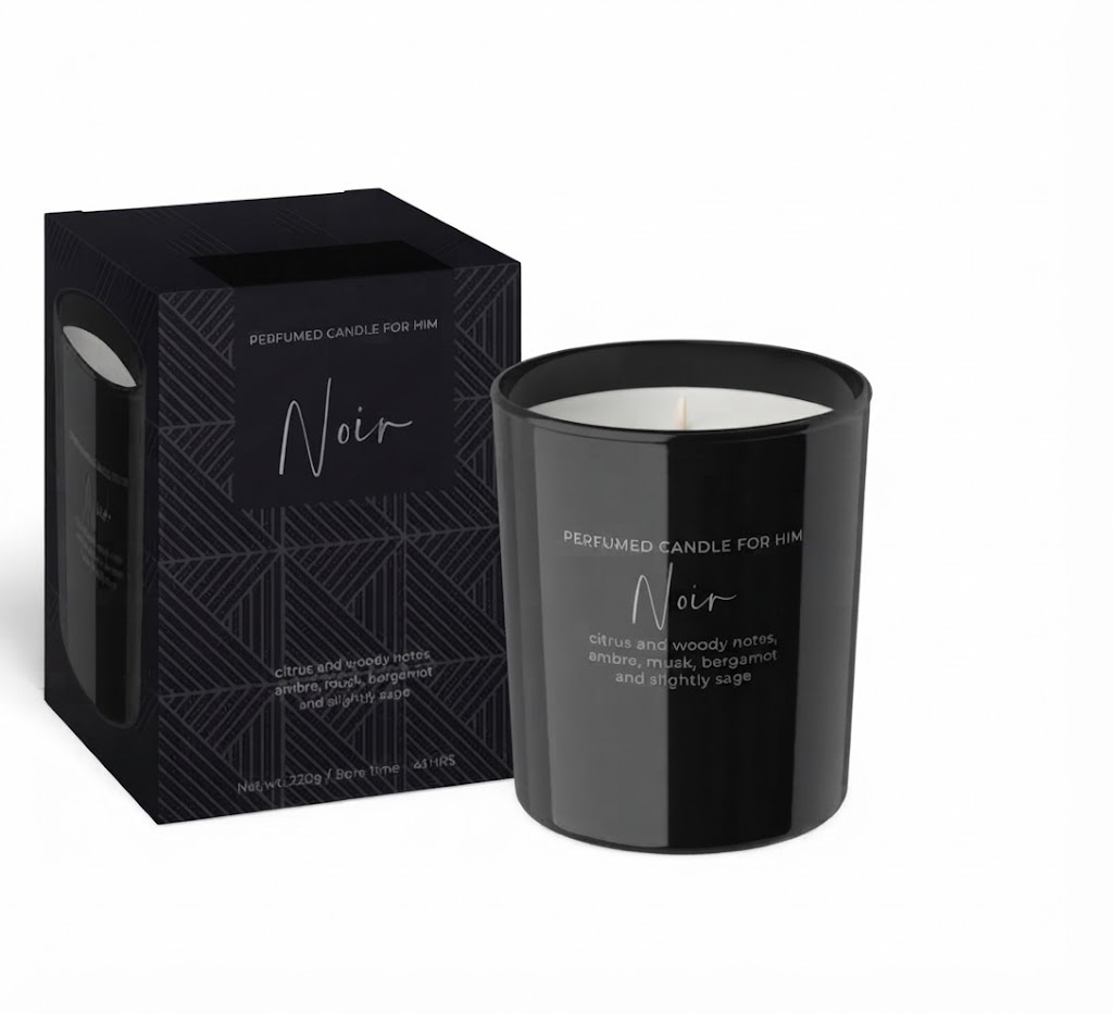 Dárková sada For Her v boxu s magnetickým uzávěrem (Svíčka 220g + Difuzér 100ml) white