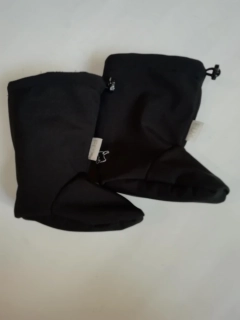 Softshellové vyteplené capáčky černé vel.6-12m